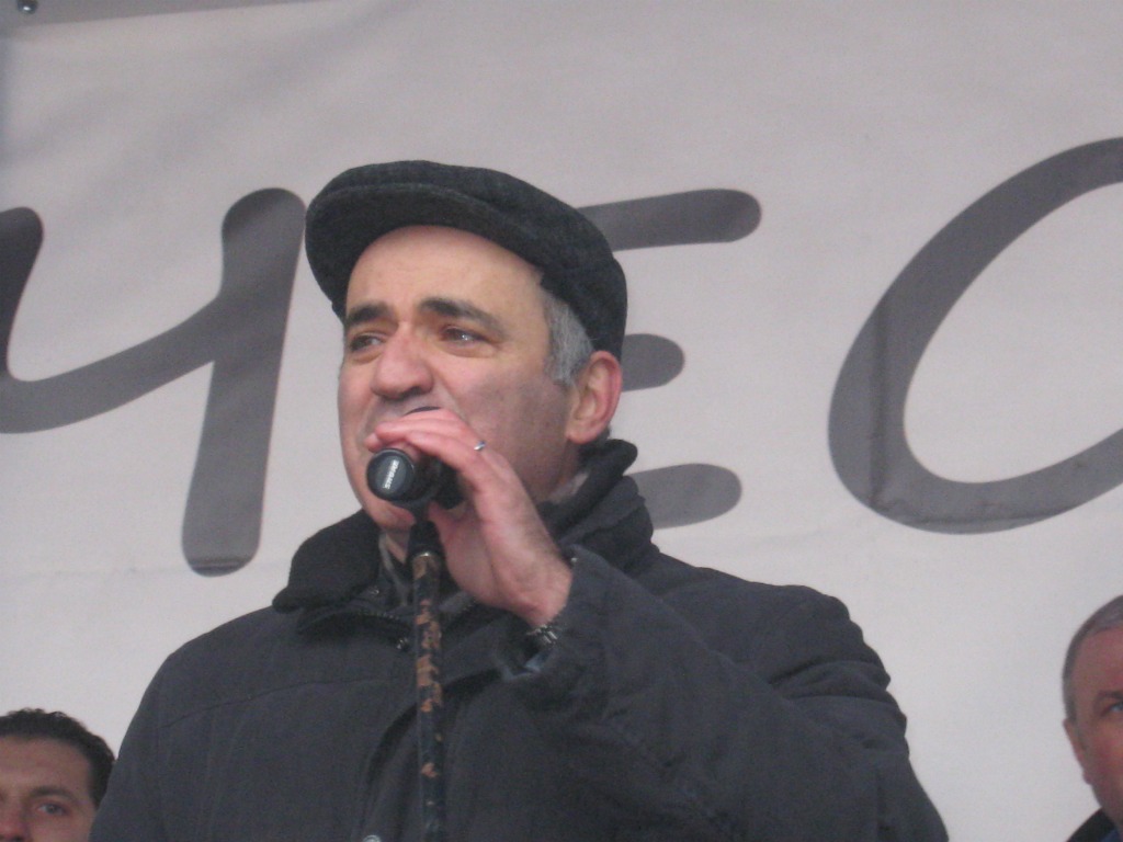 Garry Kasparov à un meeting à Saint-Petersburg en 2011
